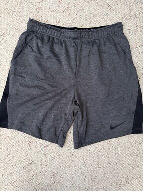 Nike Men’s Charcoal/Black Athletic Shorts